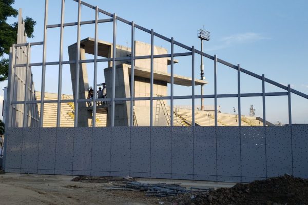 Fachada Escenario Piscinas